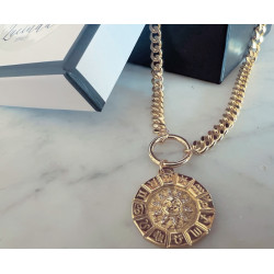 CHOKER PENDANT
